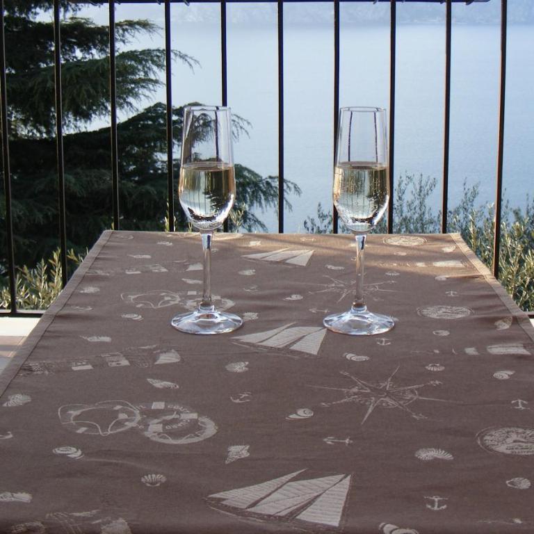 Casa Palmira - Appartamento con 2 Camere da Letto, Terrazza e Vista Lago - 18