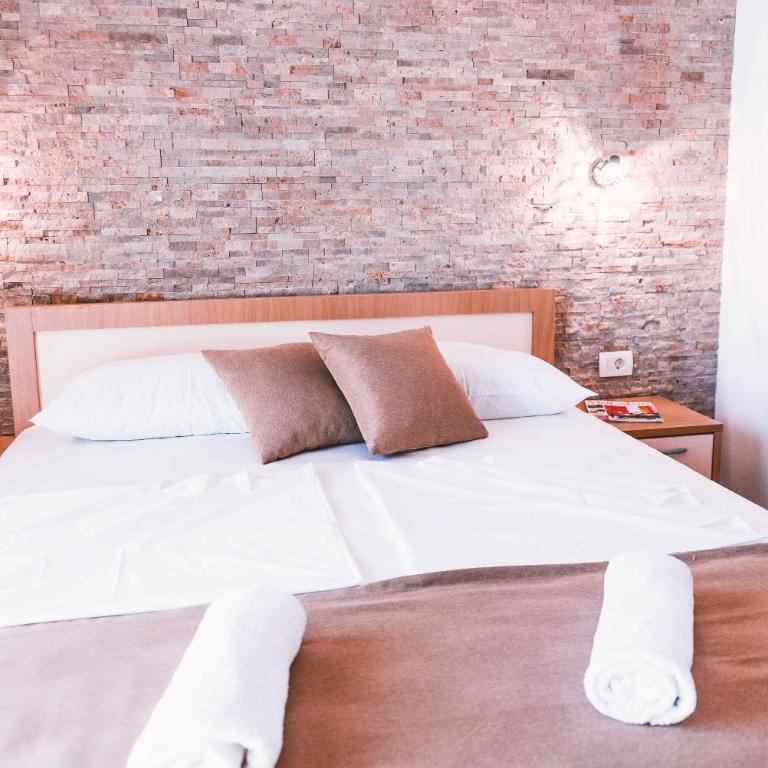Guest House S-Lux - Standard Triple Studio - 1
