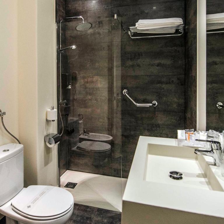 Hotel Conde Duque Bilbao - Small Interior Double Room - 3