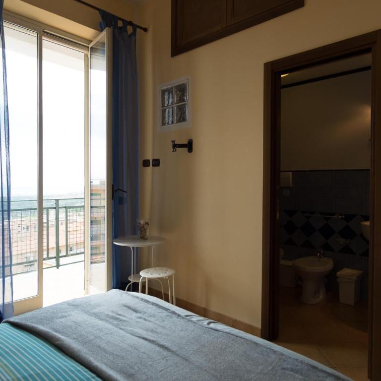 Bed and breakfast MieleZenzero - Camera Matrimoniale con Vista Mare - 4