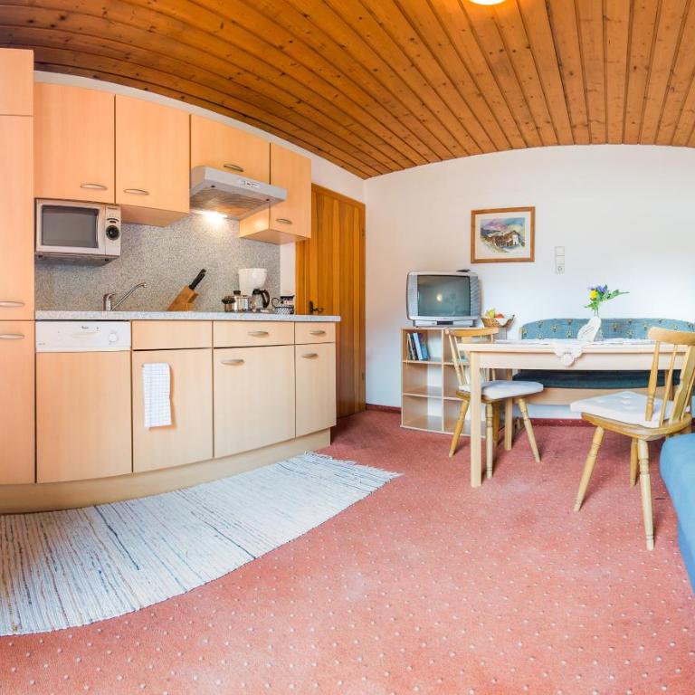 Pension Grubenhof - Apartment Edelweiss - 3