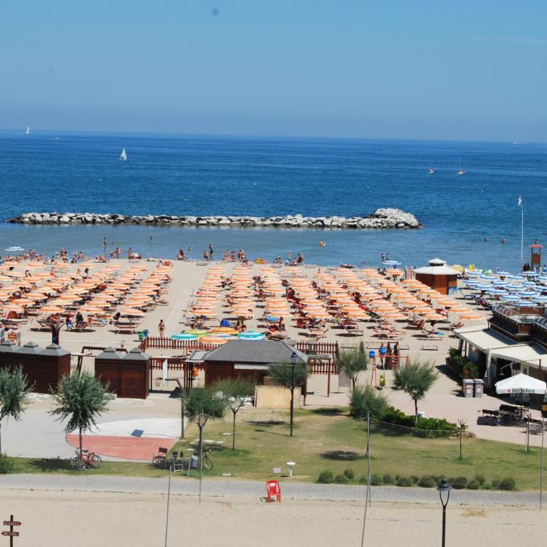 Residence Record - Monolocale (2 Adulti) - 7
