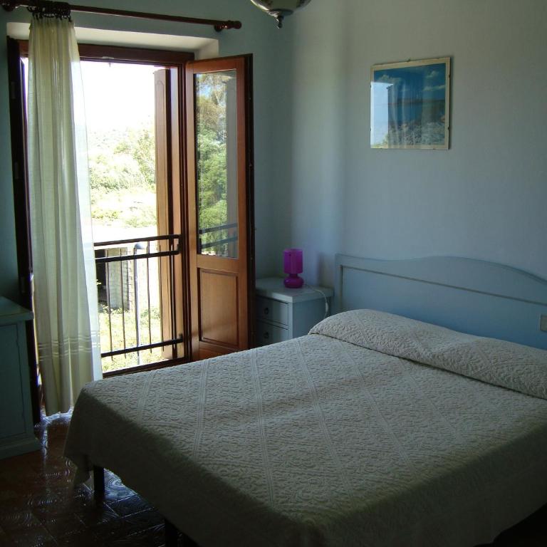 Hotel Sandalyon - Camera Matrimoniale - 3