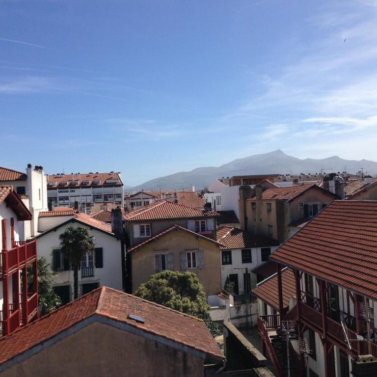 Appt 5pers Centre St Jean de Luz - Calme - Grande Plage à 2mn - Balcon - Appartement avec Balcon - 8