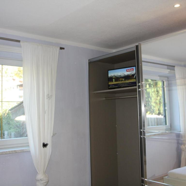 Ferienwohnung Gabriele - Apartment mit 3 Schlafzimmern und Terrasse - 4