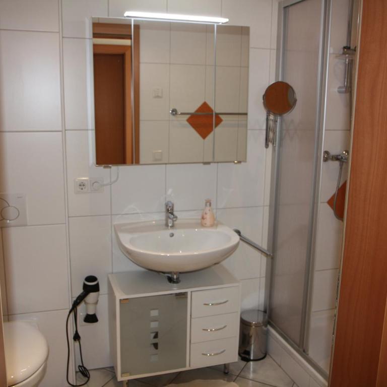 Ferienwohnung Gabriele - Apartment mit 3 Schlafzimmern und Terrasse - 9