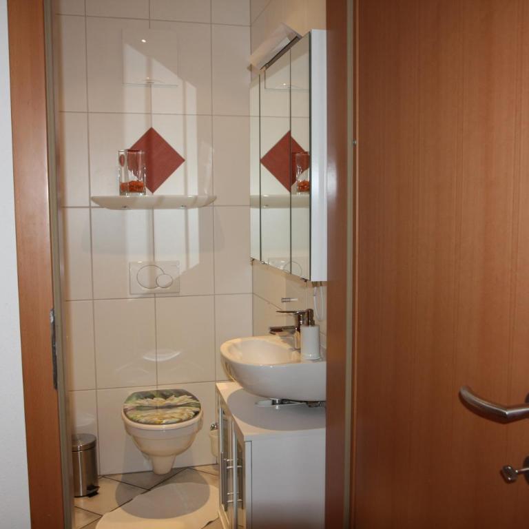 Ferienwohnung Gabriele - Apartment mit 3 Schlafzimmern und Terrasse - 12