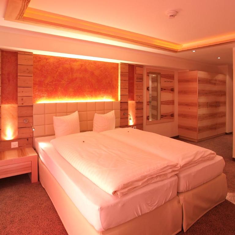 Hotel Garni Muttler Alpinresort & Spa - Superior Doppelzimmer - 2