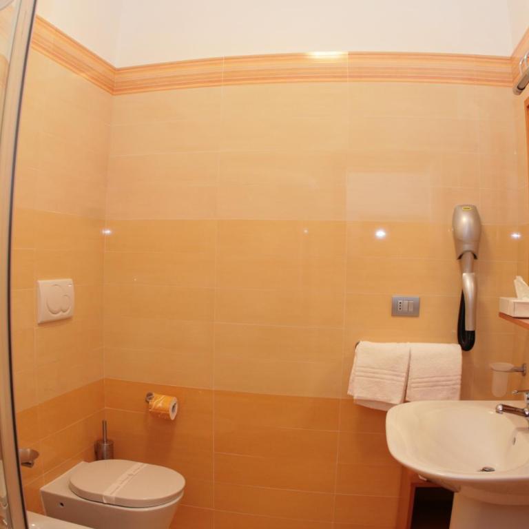 Hotel Yria - Camera Tripla - 2