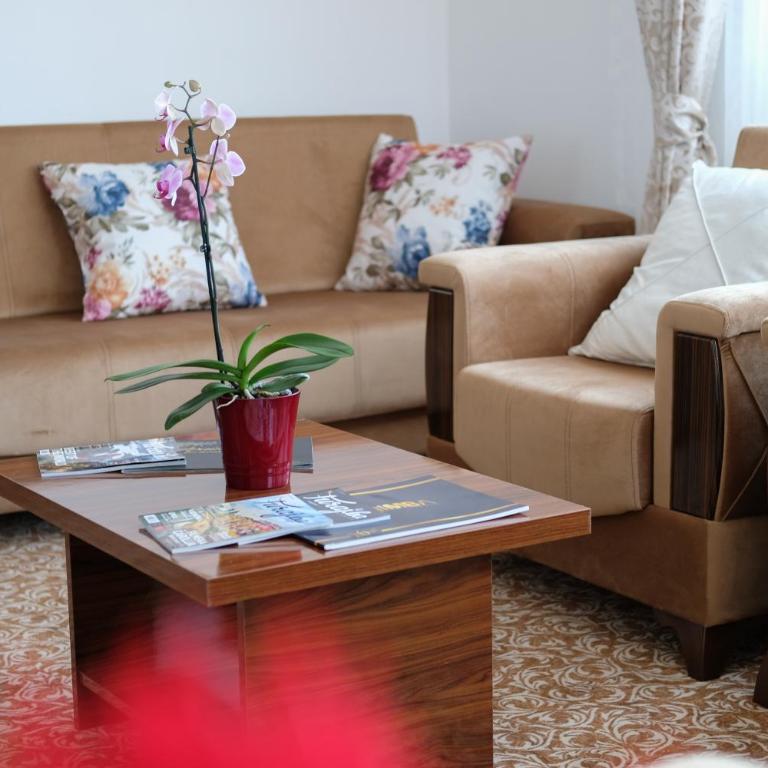 New Hotel - Superior Suite - 7