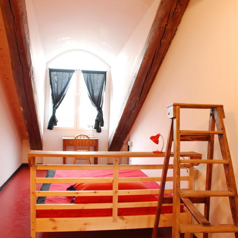 Attic Hostel Torino - Camera Singola con Bagno in Comune - 4