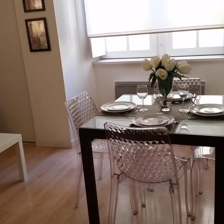 LES TROIS CHANDELIERS un petit paradis en plein centre ville - Appartement - Rez-de-Chaussée - 13