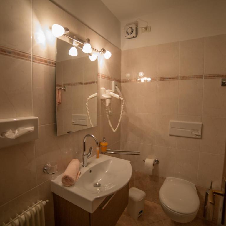 Hotel Garni Savoy - new opening - Camera Singola Deluxe - 11