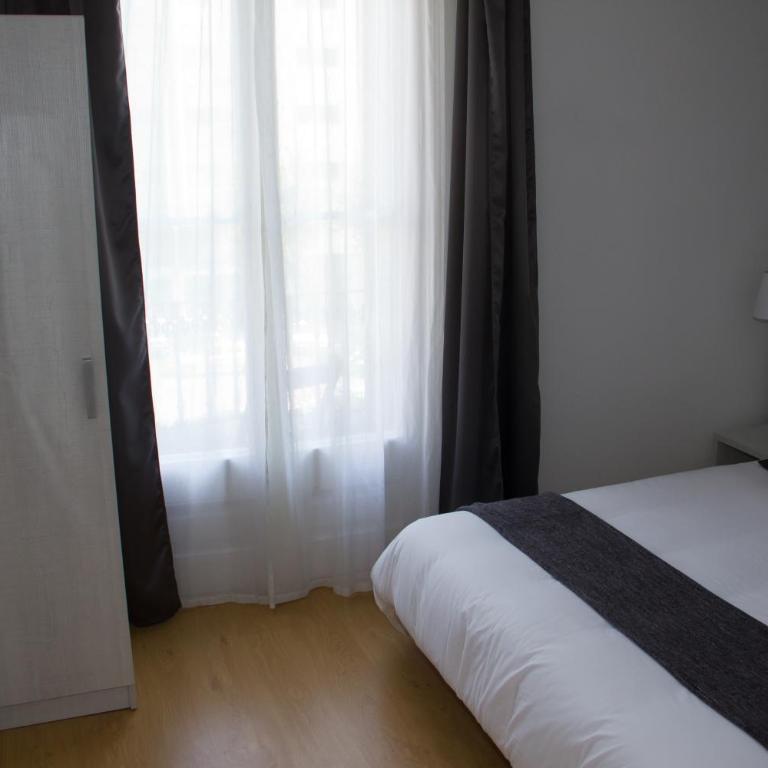 Hostalin Barcelona Diputacion - Habitación Doble con balcón - 6