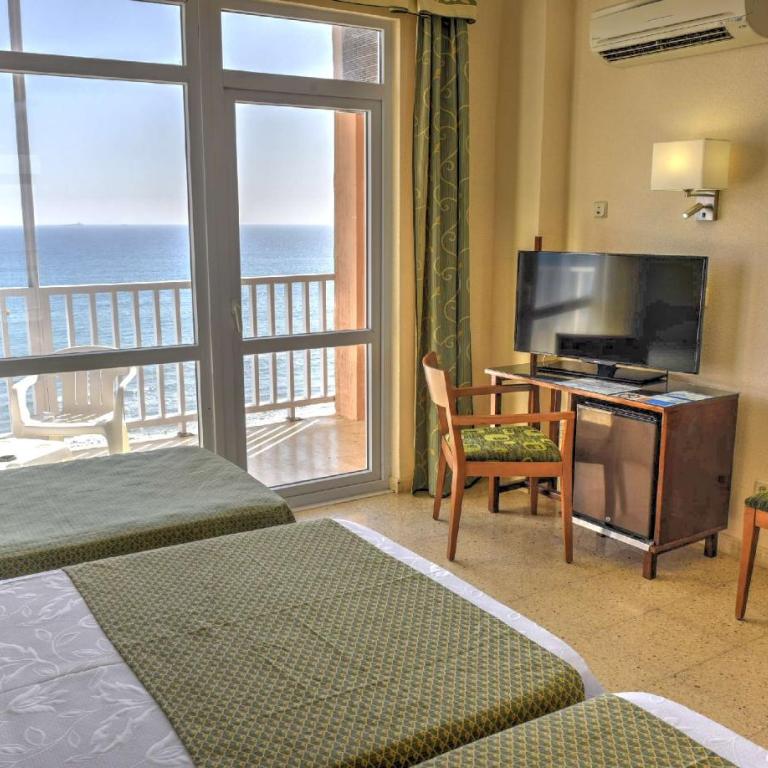 Hotel & Spa Entremares - Habitación Doble con cama supletoria (2 adultos + 1 niño) - 11