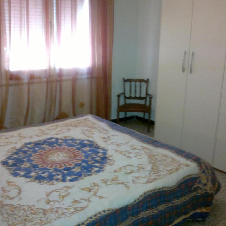 B&B In Centro - Camera Tripla con Bagno in Comune - 9
