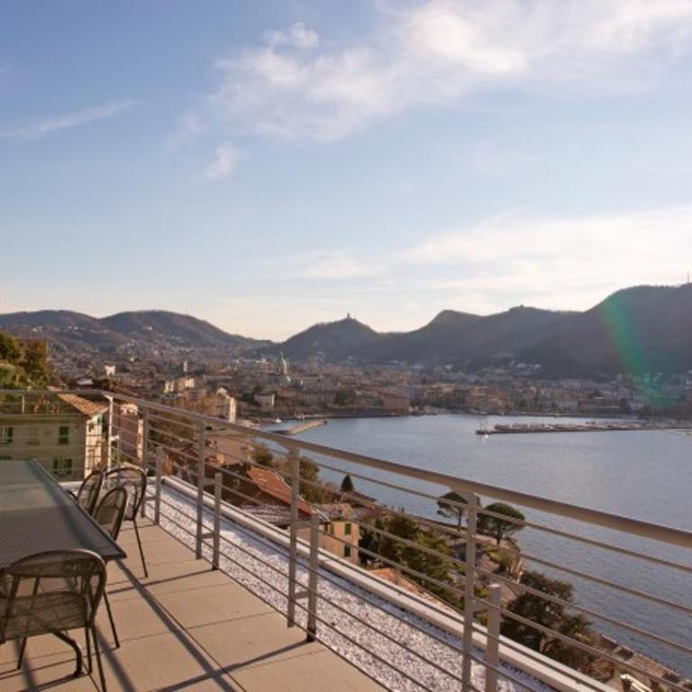 Executive Penthouse Como Condo sleeps 5 by Italian Apartments - Appartamento Attico - 17