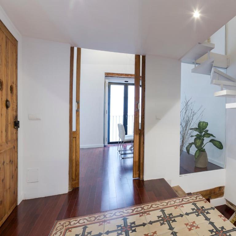 Apartments Downtown Valencia - Duplex Apartment - 14