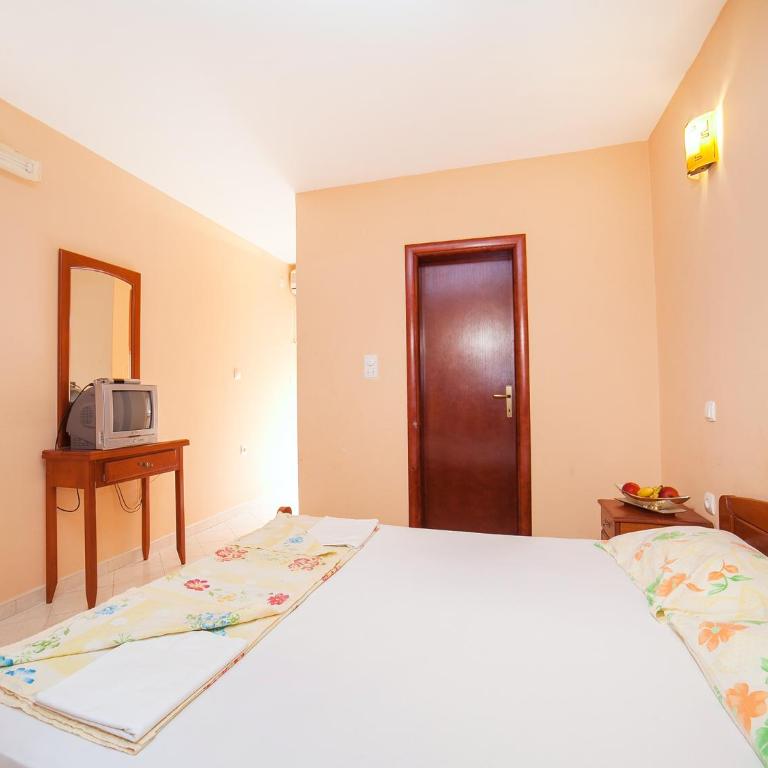 Apartments Franovic - Studio s Bračnim Krevetom - 3