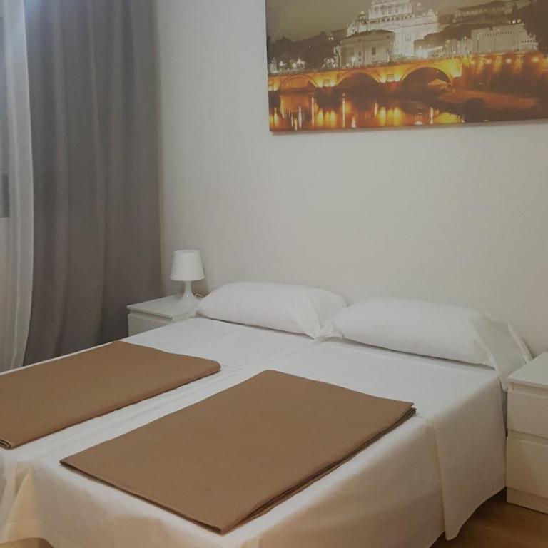 Pension Yna Holiday - Habitación Doble con baño compartido - 2 camas - 2