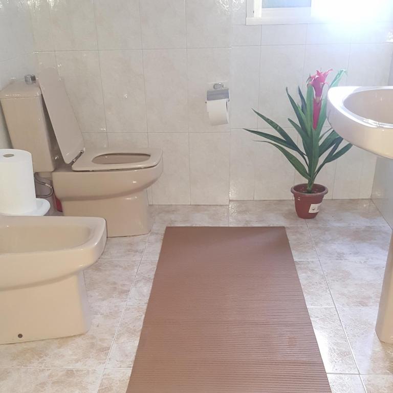 Pension Yna Holiday - Habitación Doble con baño compartido - 6