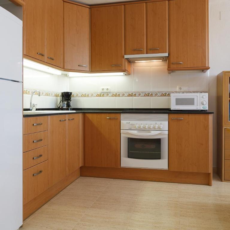 UHC El Buen Retiro Apartments - Apartamento Estudio con vistas al mar - 11