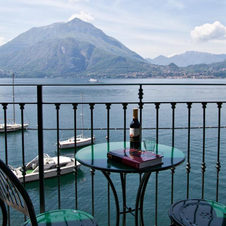 Albergo Milano - Camera Matrimoniale con Vista Lago - Dependance - 2