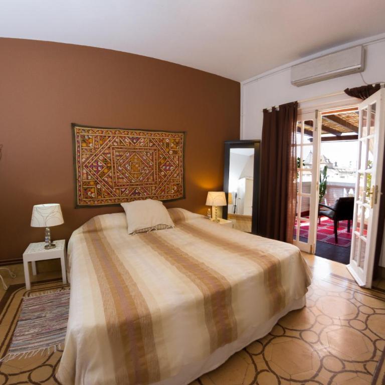 Villa Alicia Guest House - Double Room with Terrace and Private Bathroom - 8