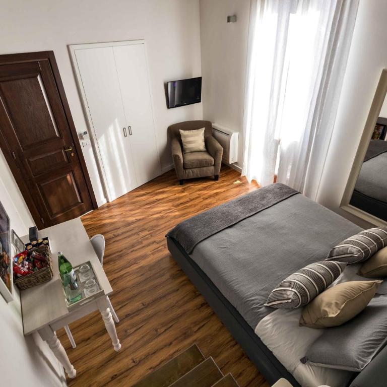 Casa Nostra B&B - Camera King Superior - 8
