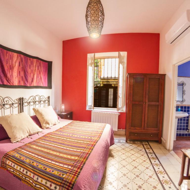 Villa Alicia Guest House - Double Room with Private Bathroom - 7
