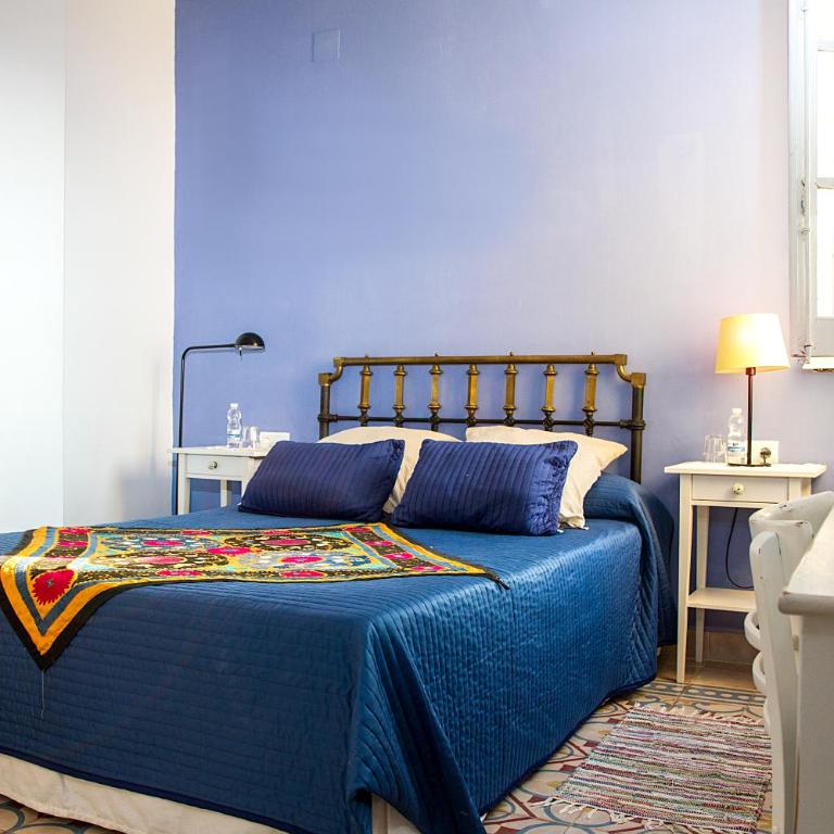 Villa Alicia Guest House - Double Room with Private Bathroom - 2