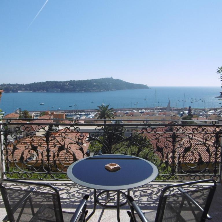 Hôtel La Flore - Chambre Double avec Terrasse - Vue sur Mer - 1