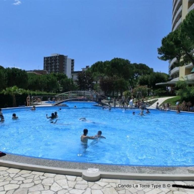 Lignano Sabbiadoro with pool - Appartamento con 1 Camera da Letto - 3