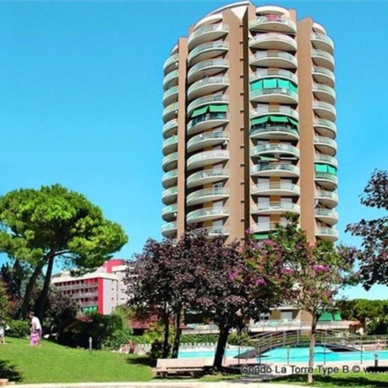 Lignano Sabbiadoro with pool - Appartamento con 1 Camera da Letto - 7
