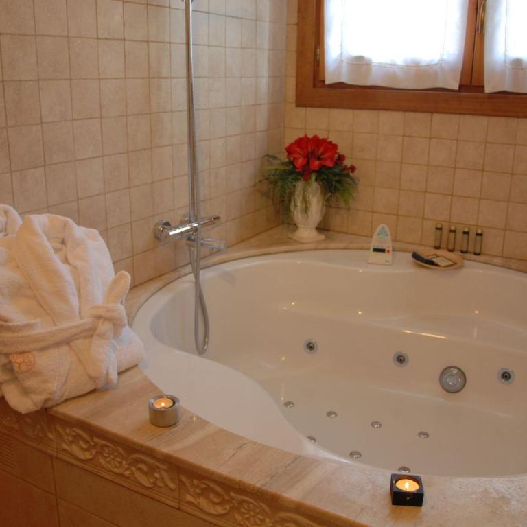 Hotel Selba d'Ansils - Habitación Doble con bañera de hidromasaje - 3