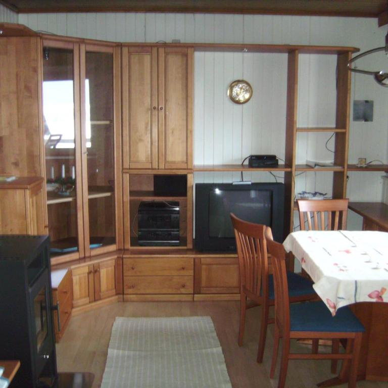 Haus Martina - Familienapartment mit Garten (2 Erwachsene + 2 Kinder) - 5