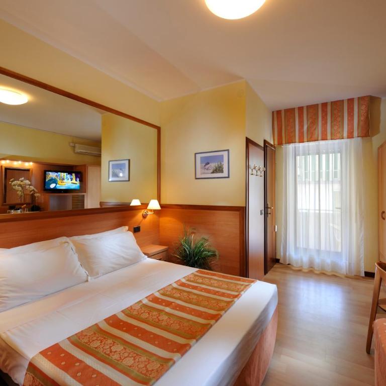 Hotel Al Prater - Camera Matrimoniale con Balcone - 5