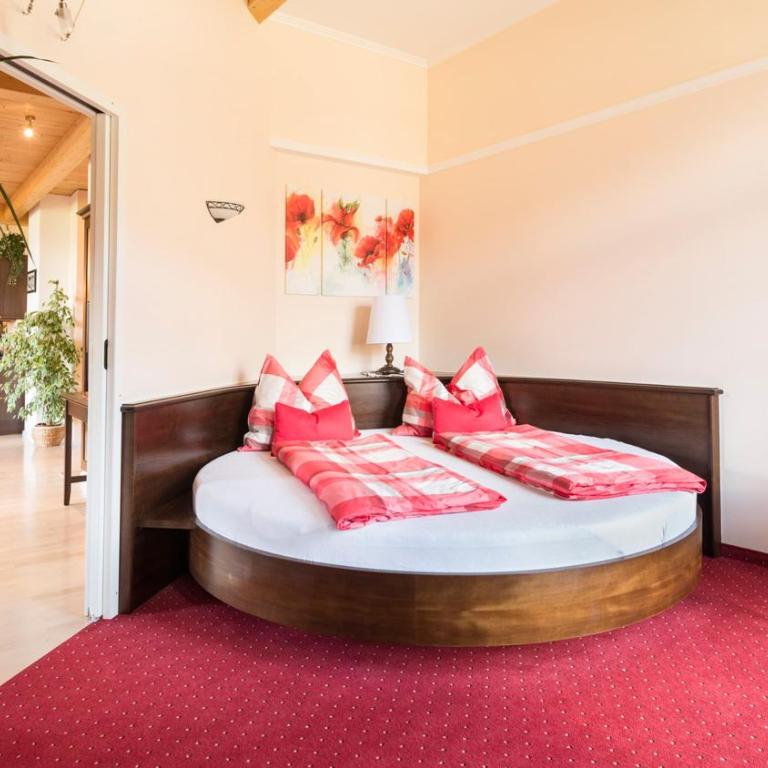 Landhaus Leitner am Wolfgangsee - Two-Bedroom Apartment with Lake View - Wolfgangsee 3 - 1