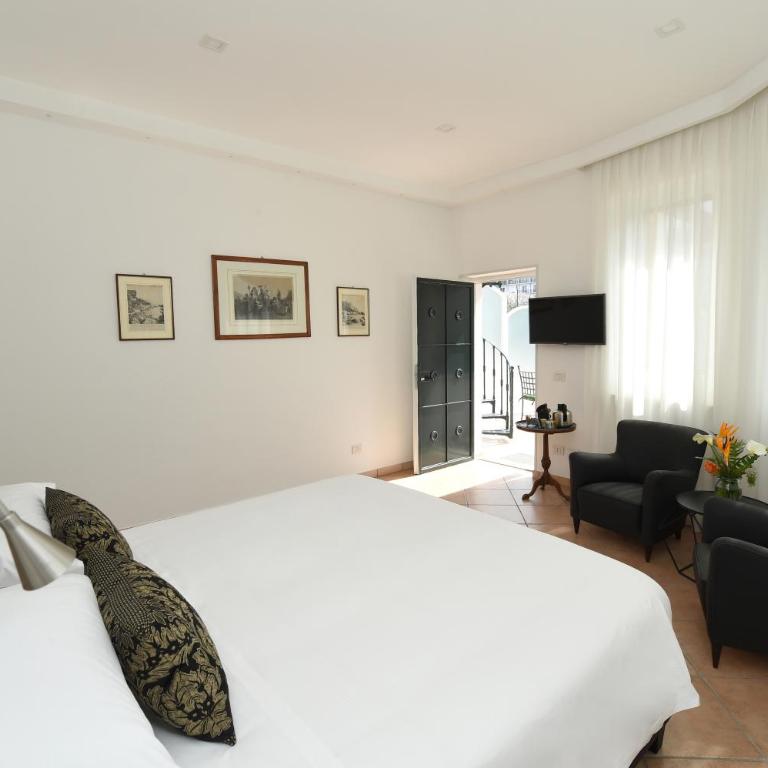 Bella Sorrento B&B - Triple Room with Terrace - 4