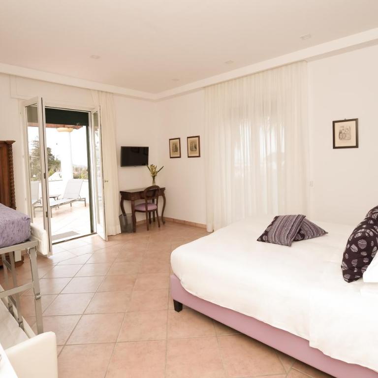 Bella Sorrento B&B - Quadruple Room with Sea View - 15