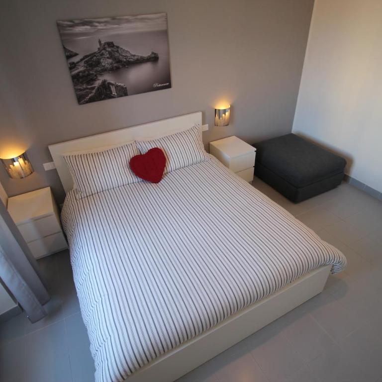 Interno24 Apartment - Two-Bedroom Apartment - 1