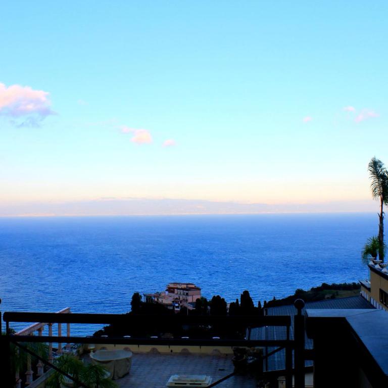 Taormina Panoramic Apartment - Taormina Holidays - Appartamento con Vista Mare - 15