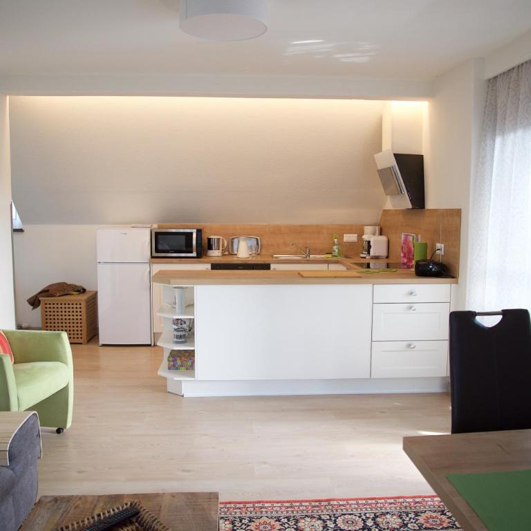 Villa Mayr - Großes Apartment mit 2 Schlafzimmern und einem Balkon - 11