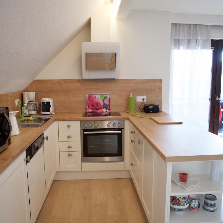 Villa Mayr - Großes Apartment mit 2 Schlafzimmern und einem Balkon - 8