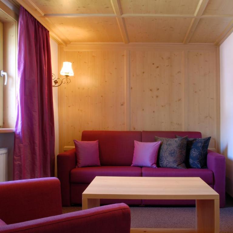 Pension Alpenfluh - Großes Doppelzimmer - 4