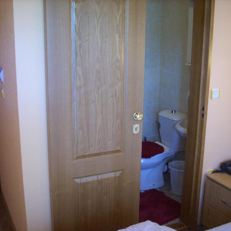 B&B Vila Raj - Dvokrevetna Soba sa Bračnim Krevetom - 2