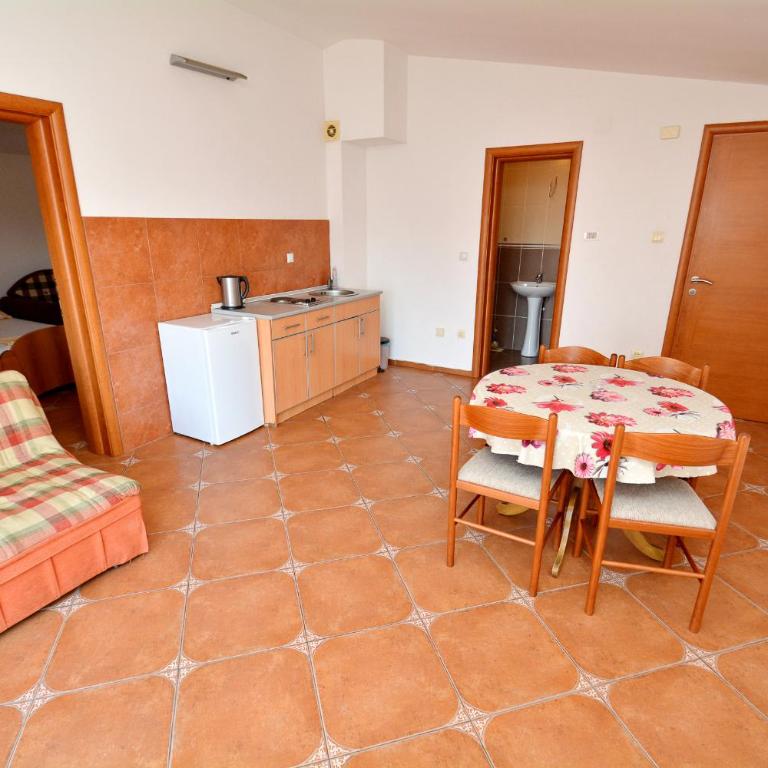 Guesthouse MB Knezevic - Apartman sa 1 Spavaćom Sobom - 19