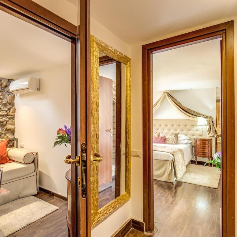 Pantheonview - Luxury Suites - Suite Deluxe - 5
