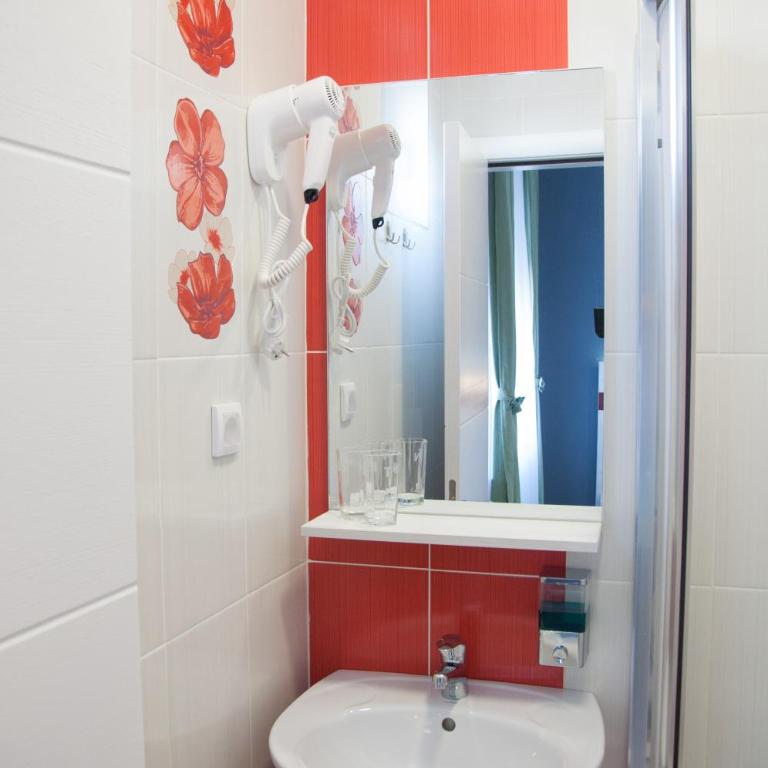 Apartmani Banja SPA - Deluks Dvokrevetna Soba sa Bračnim Krevetom - 8