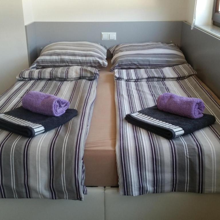 Dea's Studio Apartment - Studio Apartman - 12